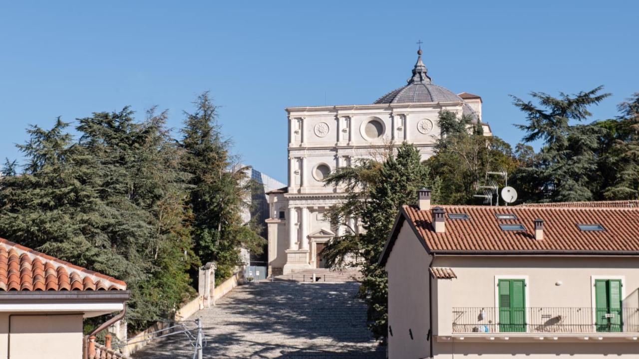 Dimora Fortebraccio Bed & Breakfast L'Aquila Exterior photo